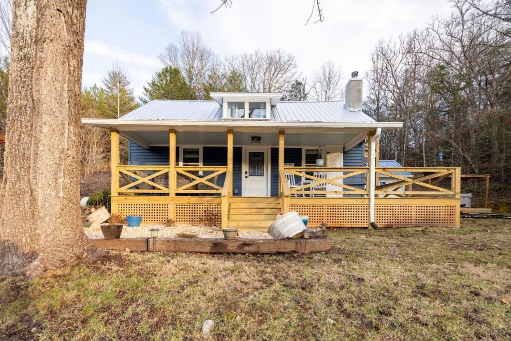 Riverside Relaxer W/Hot Tub+Fire Pit +Wifi & View فرانكلين المظهر الخارجي الصورة