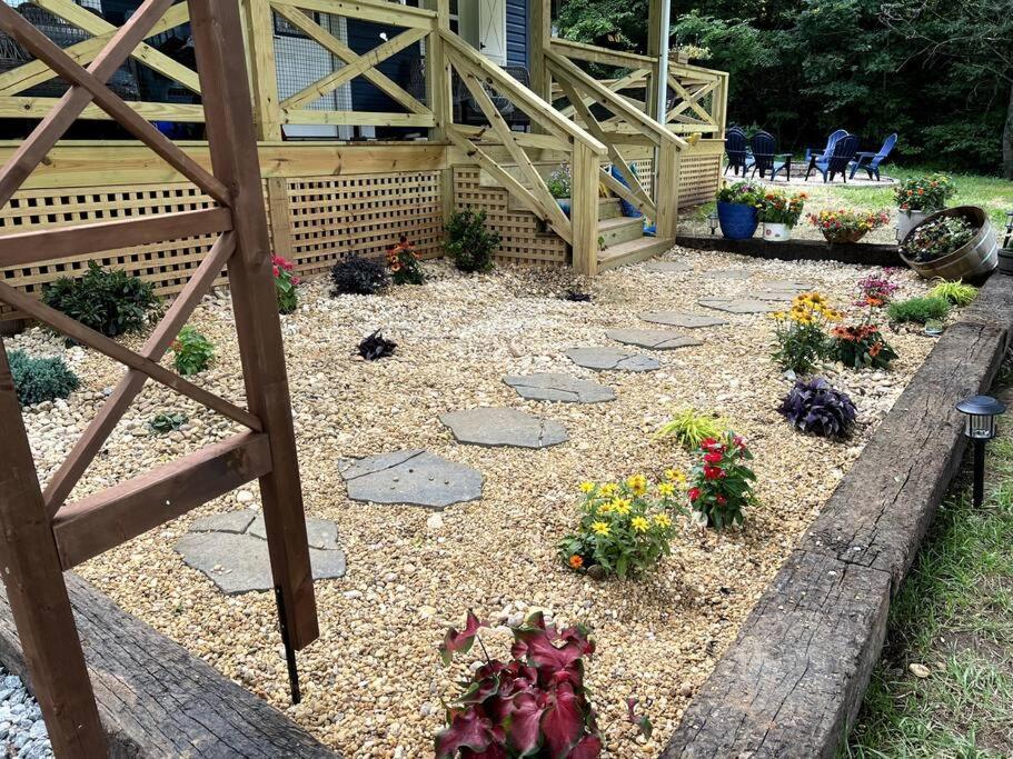 Riverside Relaxer W/Hot Tub+Fire Pit +Wifi & View فرانكلين المظهر الخارجي الصورة