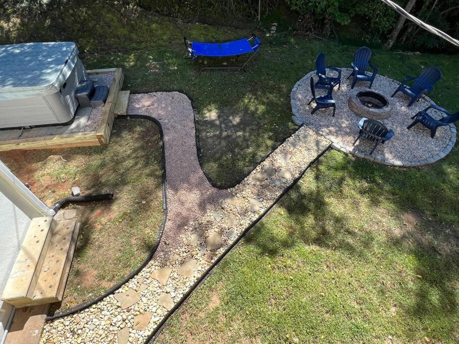 Riverside Relaxer W/Hot Tub+Fire Pit +Wifi & View فرانكلين المظهر الخارجي الصورة