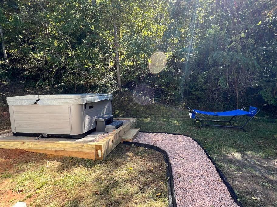 Riverside Relaxer W/Hot Tub+Fire Pit +Wifi & View فرانكلين المظهر الخارجي الصورة